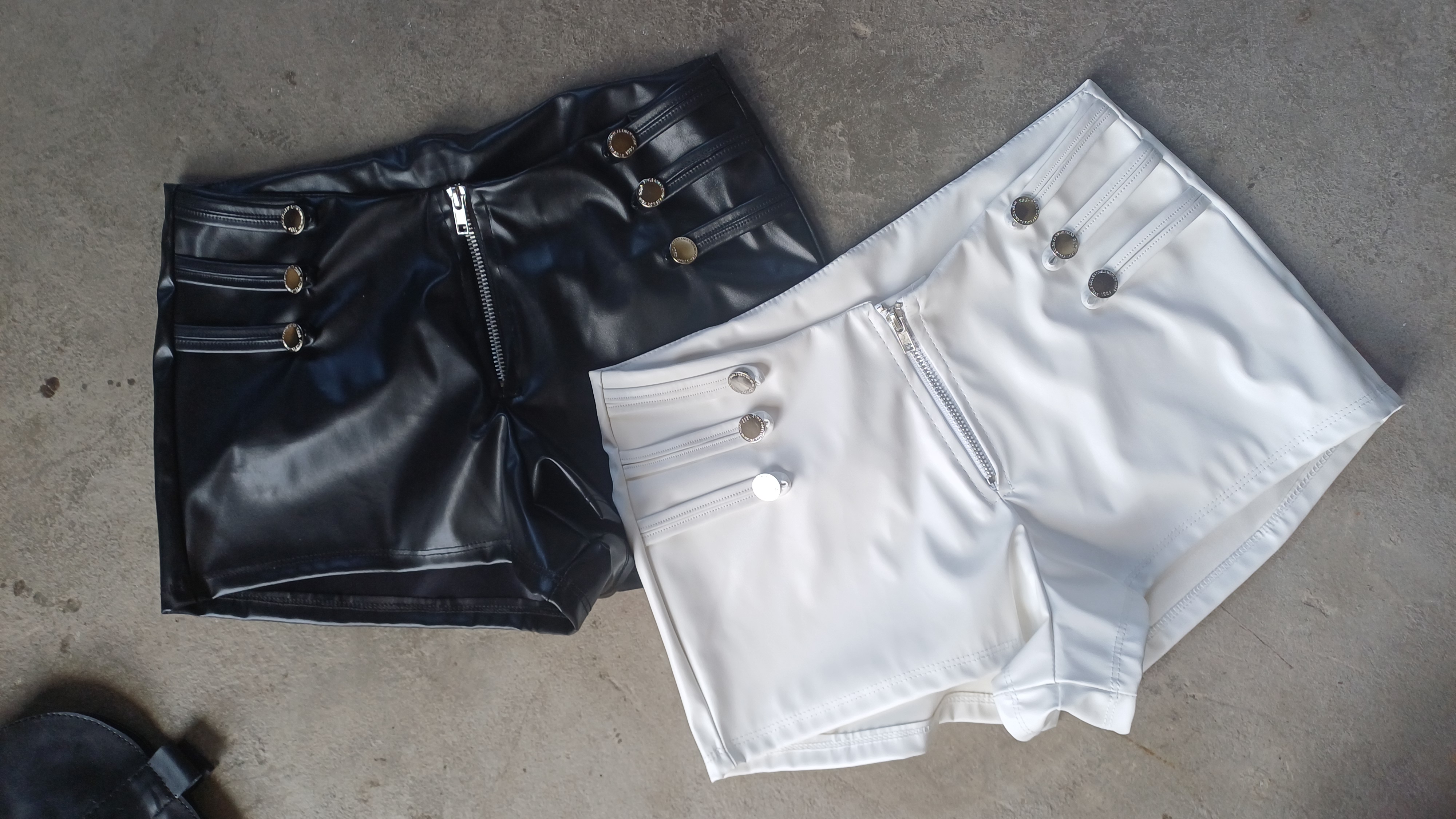 SHORT NAPOLEON CUERINA